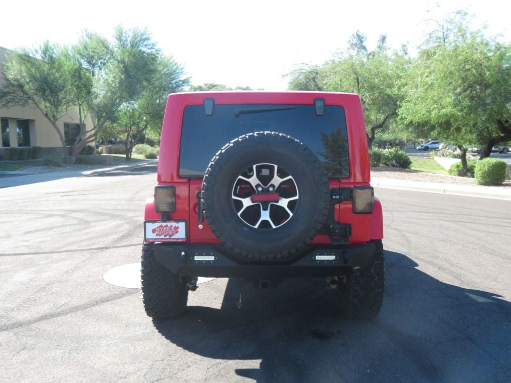 Used 2015 Jeep Wrangler Unlimited Sahara AWD/4WD image 12