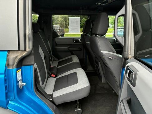 Used 2023 Ford Bronco Black Diamond AWD/4WD image 16