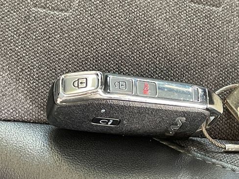 Used 2025 Kia Seltos S image 22