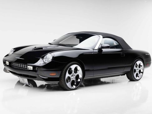 Used 2002 Ford Thunderbird RWD image 25