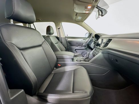 Used 2019 Volkswagen Atlas SE image 31