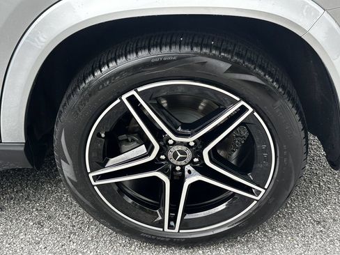 Certified 2026 Mercedes-Benz GLS 450 4MATIC image 23