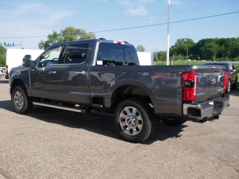 New 2026 Ford F250 Lariat w/ Chrome Package AWD/4WD image 2