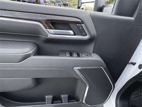 New 2025 GMC Sierra 3500 SLE w/ SLE Value Package image 22