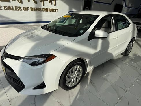 Used 2017 Toyota Corolla LE w/ Body Protection Package FWD image 4