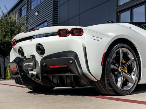 Used 2023 Ferrari SF90 Stradale image 14