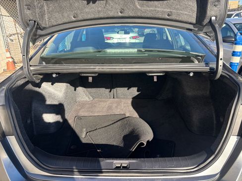 Used 2025 Nissan Altima 2.5 SV image 31