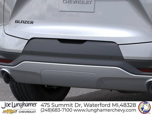 New 2026 Chevrolet Blazer LT w/ Midnight/Sport Edition FWD image 16