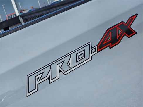 New 2026 Nissan Frontier PRO-4X w/ Pro-4x Convenience Package image 8