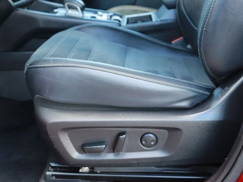 Used 2024 Mitsubishi Outlander 4WD Plug-In Hybrid image 11