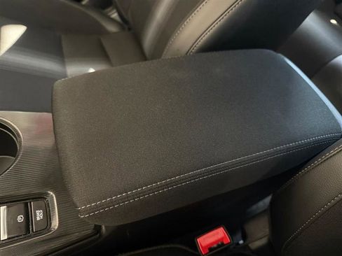 Used 2024 Honda Civic Sport image 28