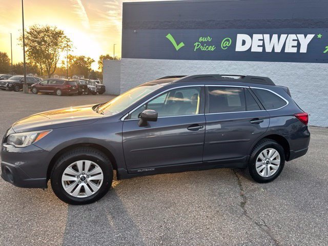 Used 2017 Subaru Outback 2.5i Premium AWD/4WD image 2