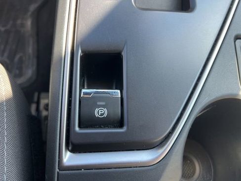 Used 2024 Subaru Impreza 2.0i image 21