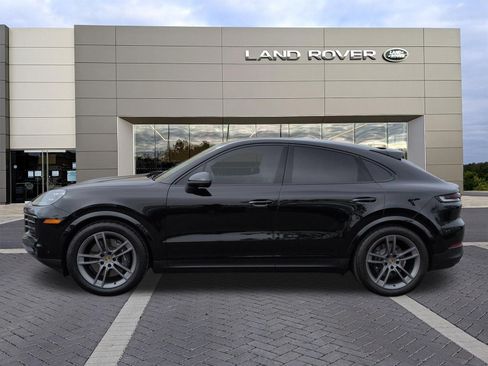Used 2024 Porsche Cayenne Coupe AWD/4WD image 8