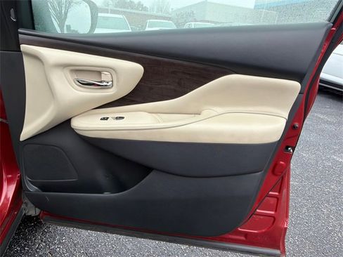 Used 2020 Nissan Murano Platinum w/ Cargo Package image 14
