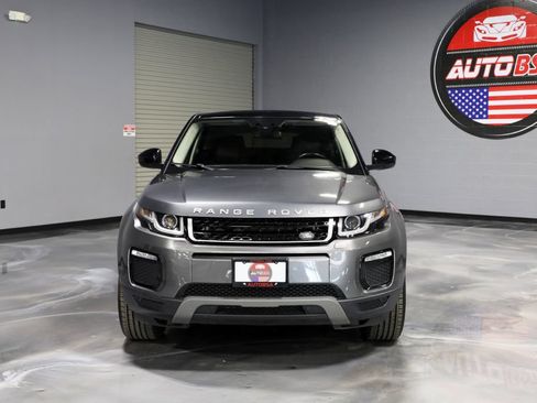 Used 2018 Land Rover Range Rover Evoque SE AWD/4WD image 2