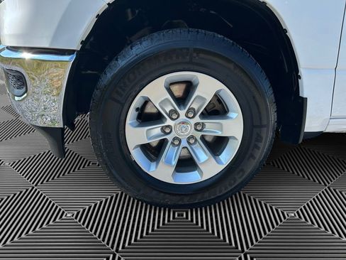 Used 2024 RAM 1500 Laramie image 9