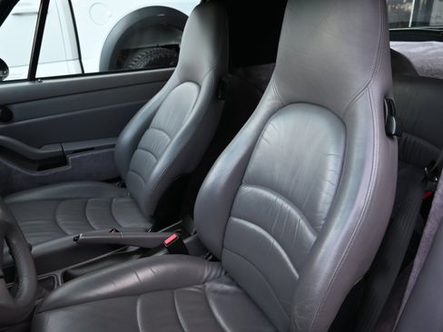 Used 1997 Porsche 911 Carrera 4 image 26