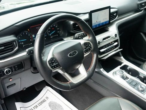 Used 2024 Ford Explorer Timberline w/ Timberline Technology Package AWD/4WD image 3