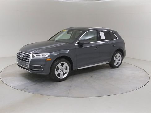 Used 2019 Audi Q5 Prestige w/ Prestige Package image 20