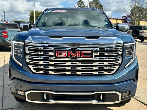 Used 2024 GMC Sierra 1500 Denali w/ Denali Reserve Package image 2