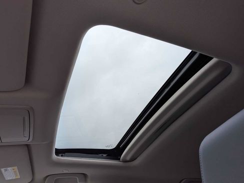 Certified 2025 Honda CR-V EX-L image 16