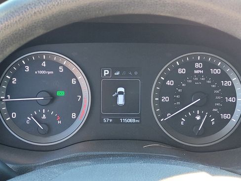 Used 2016 Hyundai Tucson SE image 28