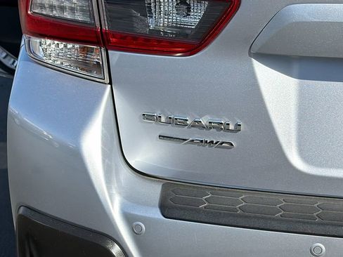 Used 2022 Subaru Crosstrek 2.5i Limited w/ Moonroof Package 2 image 12