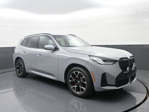 New 2026 BMW X3 xDrive30i w/ Premium Package AWD/4WD image 3