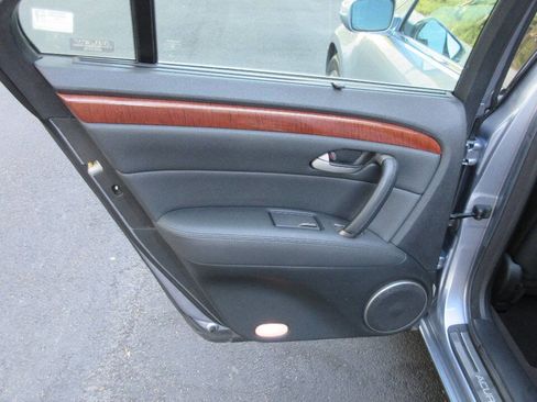 Used 2005 Acura RL AWD/4WD image 15