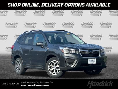 Used 2021 Subaru Forester Premium w/ Popular Package #1