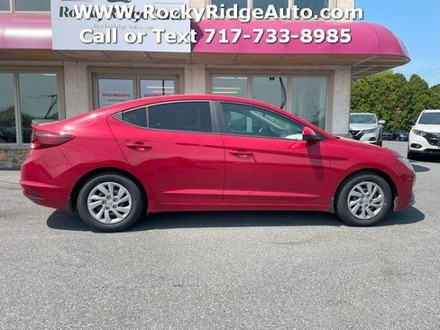 Used 2019 Hyundai Elantra SE image 8