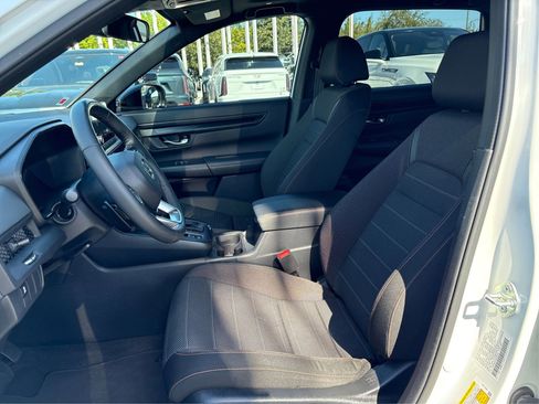 Used 2024 Honda CR-V Sport image 9