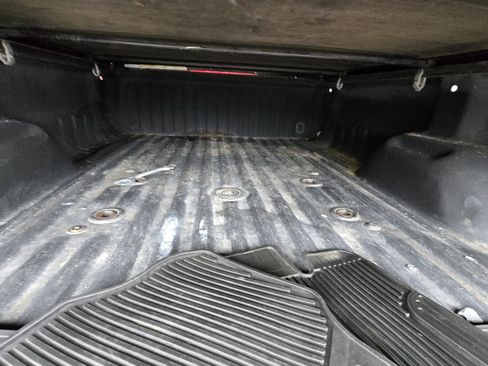 Used 2016 Ford F350 Lariat w/ Chrome Package image 11