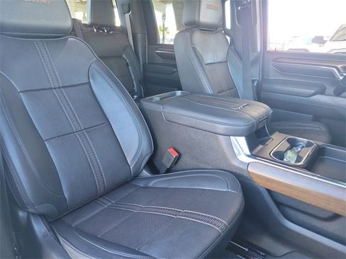 Certified 2024 Chevrolet Silverado 3500 High Country w/ High Country Premium Package image 22