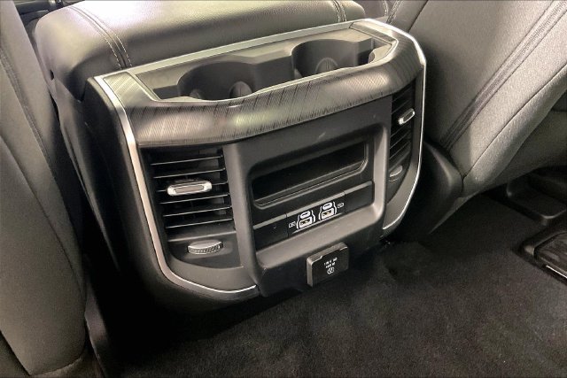 Used 2025 RAM 1500 Big Horn AWD/4WD image 10