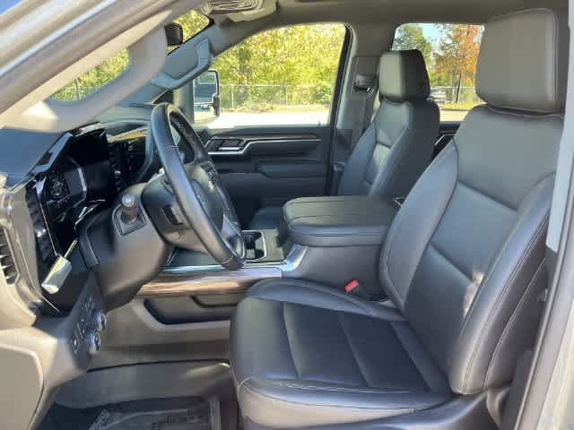 Used 2025 Chevrolet Silverado 3500 LT w/ All Star Edition AWD/4WD image 10