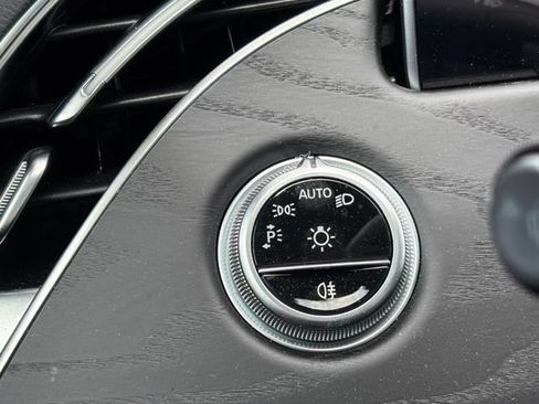 Used 2024 Mercedes-Benz E 450 4MATIC Sedan image 22