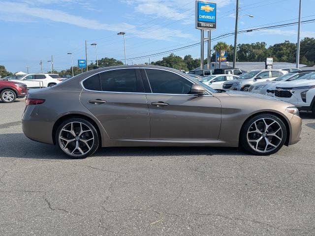 Used 2019 Alfa Romeo Giulia Ti w/ TI Performance Package RWD image 3