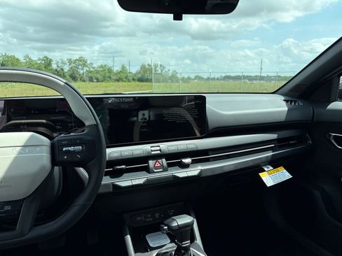 New 2026 Kia K4 GT-Line image 16