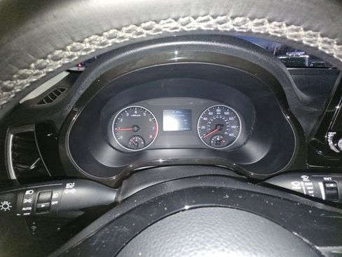 Used 2022 Kia Seltos EX image 21