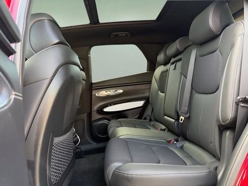 Used 2024 Genesis GV70 3.5T Sport image 13