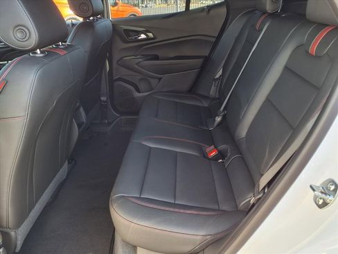 New 2026 Chevrolet Trax RS w/ Sunroof Package image 7