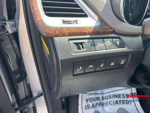 Used 2017 Hyundai Santa Fe AWD w/ SE Ultimate Tech Package 03 image 15