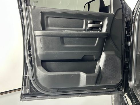 Used 2022 RAM 3500 Tradesman image 31