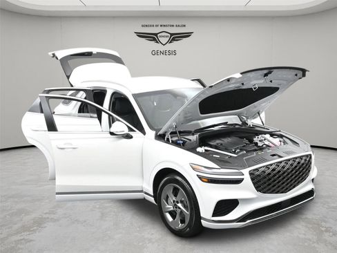 New 2026 Genesis GV70 2.5T AWD/4WD image 15