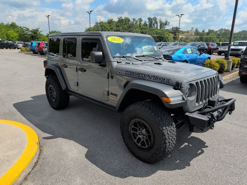Used 2023 Jeep Wrangler Unlimited Sport AWD/4WD image 4