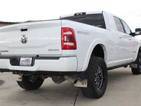 Used 2022 RAM 3500 Laramie AWD/4WD image 25