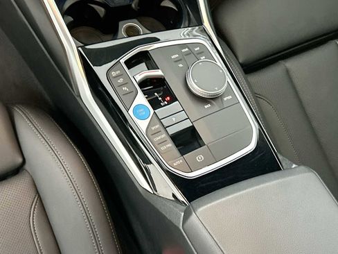 Used 2023 BMW i4 eDrive40 image 22