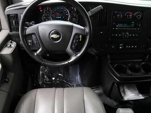 Used 2020 Chevrolet Express 2500 LS w/ Driver Convenience Package image 12